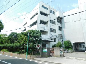 市川市立大洲中学校：徒歩10分（760ｍ）