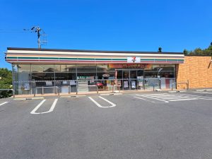 セブンイレブン新柏2丁目店：徒歩8分（625ｍ）